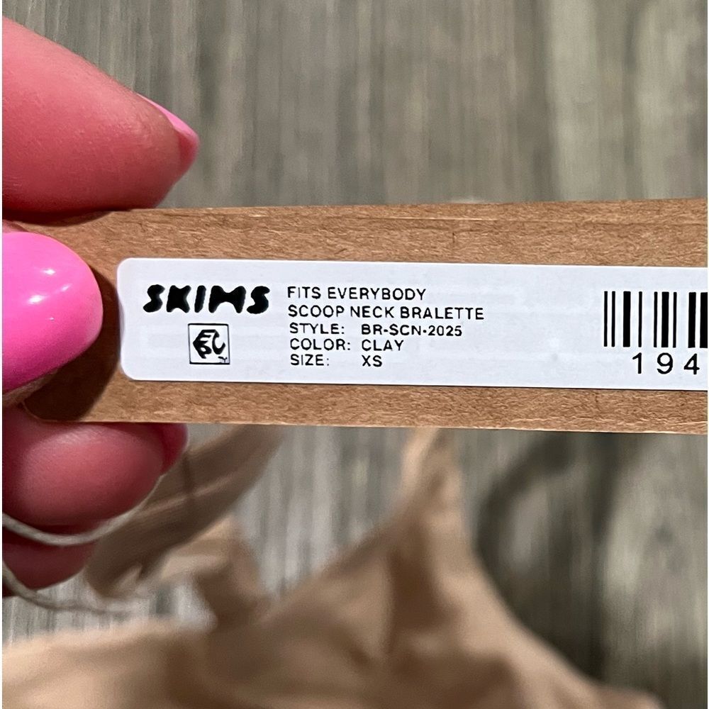 NWT Skims Fits Everybody Scoop Neck Bralette Adjustable Straps Pullover Clay XS - Picture 2 of 5
